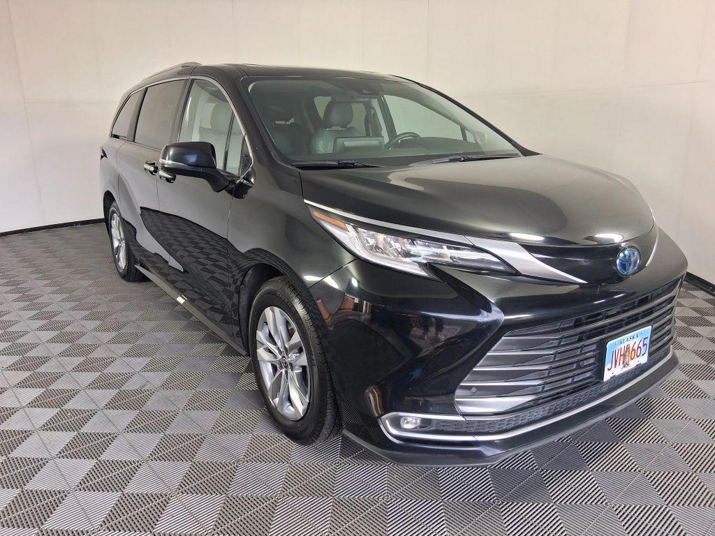 used 2022 Toyota Sienna car, priced at $43,977