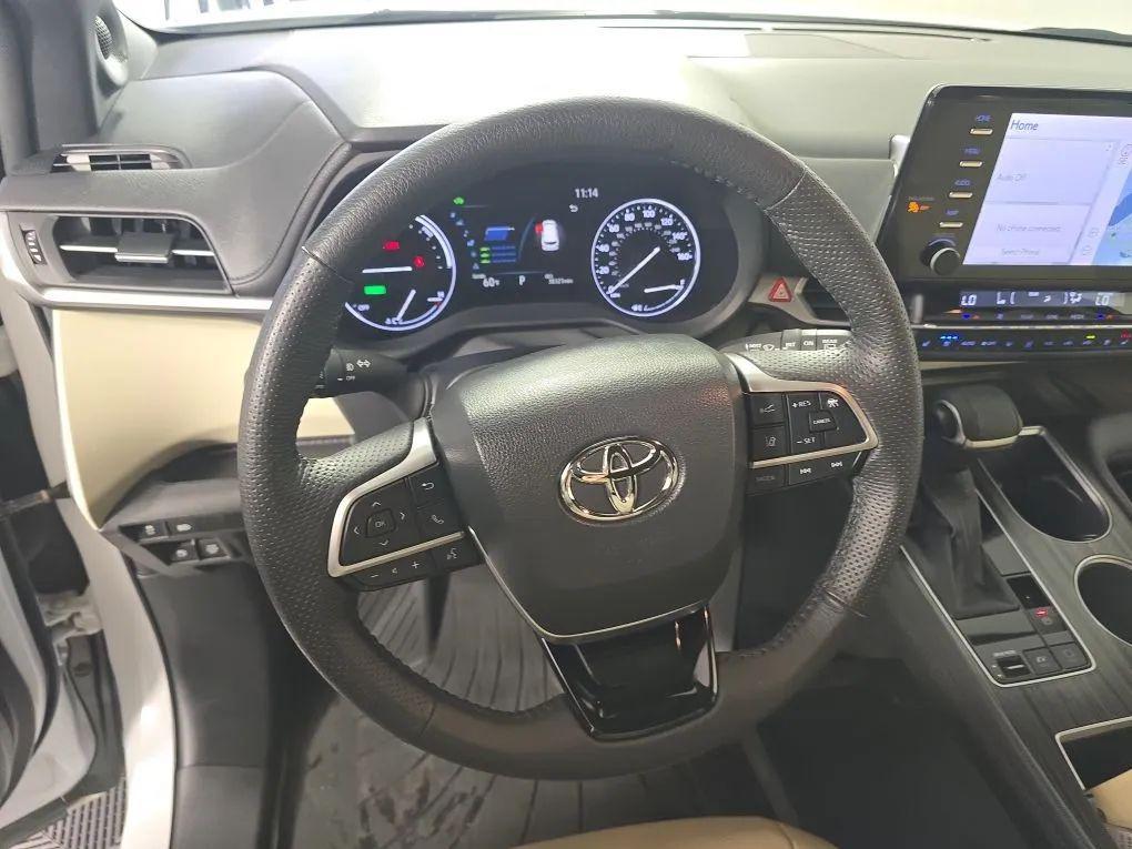 used 2023 Toyota Sienna car, priced at $48,977