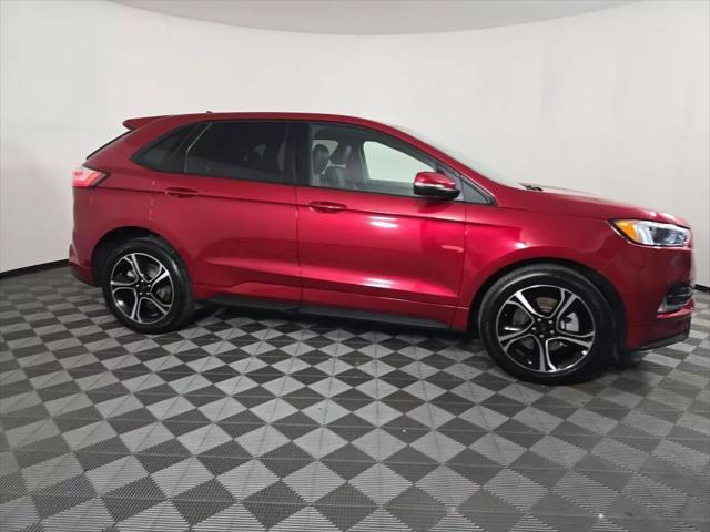 used 2022 Ford Edge car, priced at $29,999