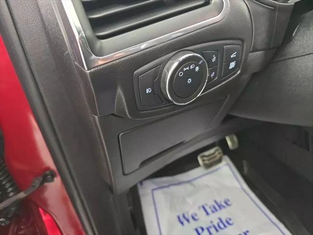 used 2022 Ford Edge car, priced at $29,999