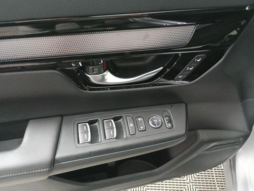 used 2024 Honda CR-V car, priced at $33,977