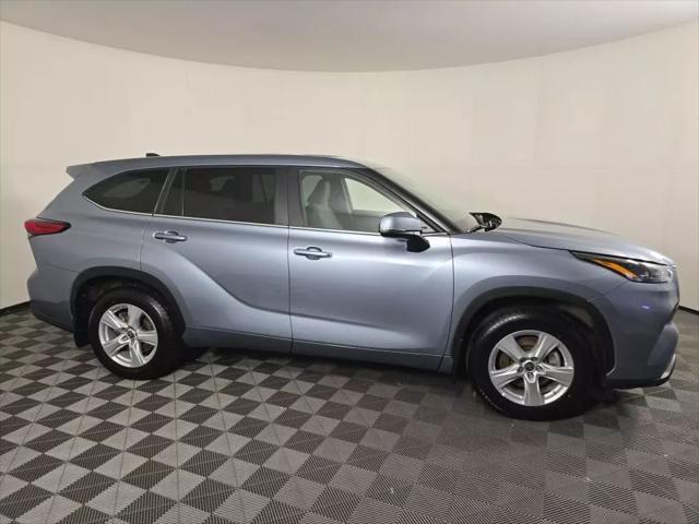 used 2023 Toyota Highlander car, priced at $35,977