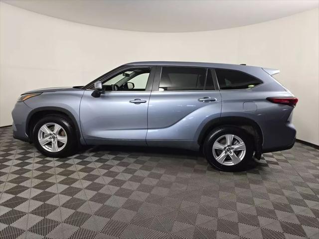 used 2023 Toyota Highlander car, priced at $35,977