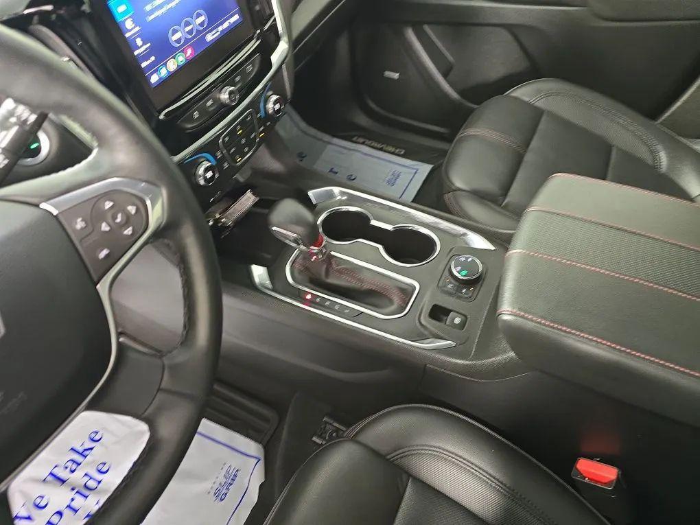 used 2023 Chevrolet Traverse car, priced at $37,977