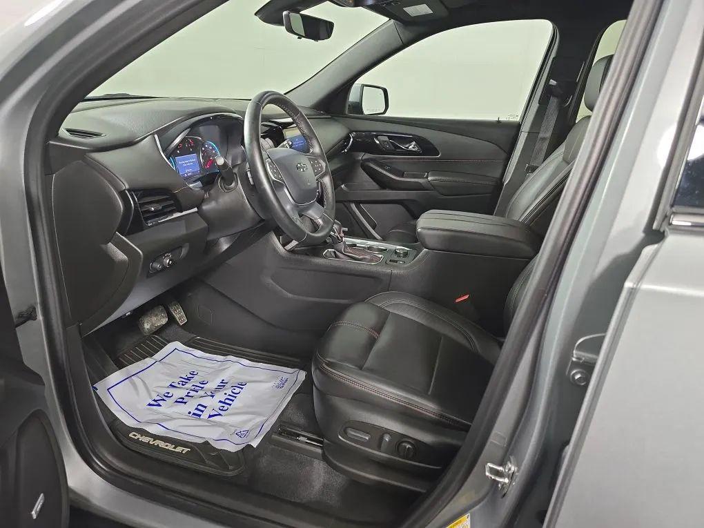 used 2023 Chevrolet Traverse car, priced at $37,977