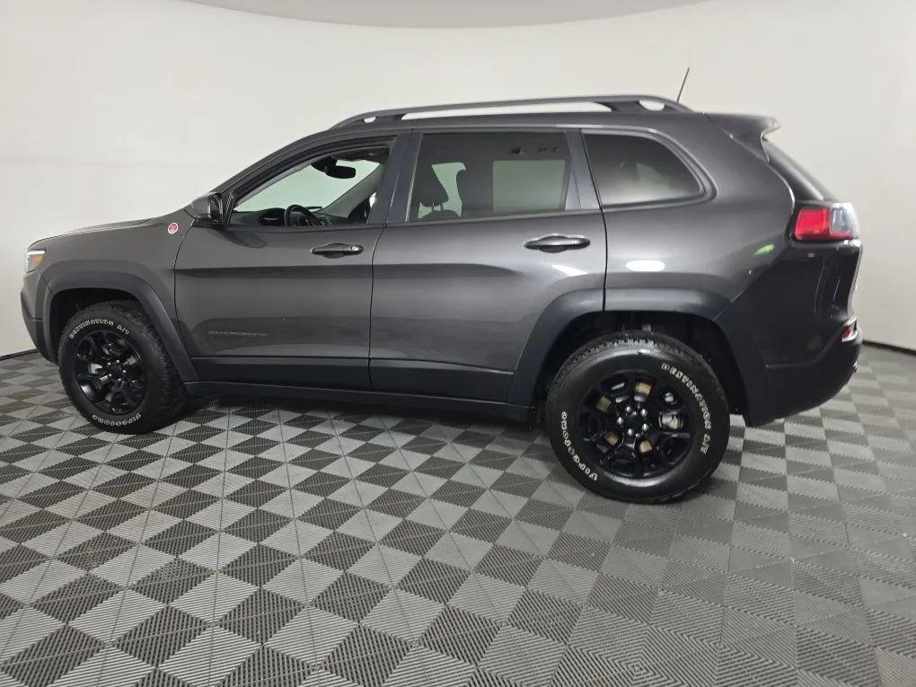 used 2021 Jeep Cherokee car, priced at $25,877