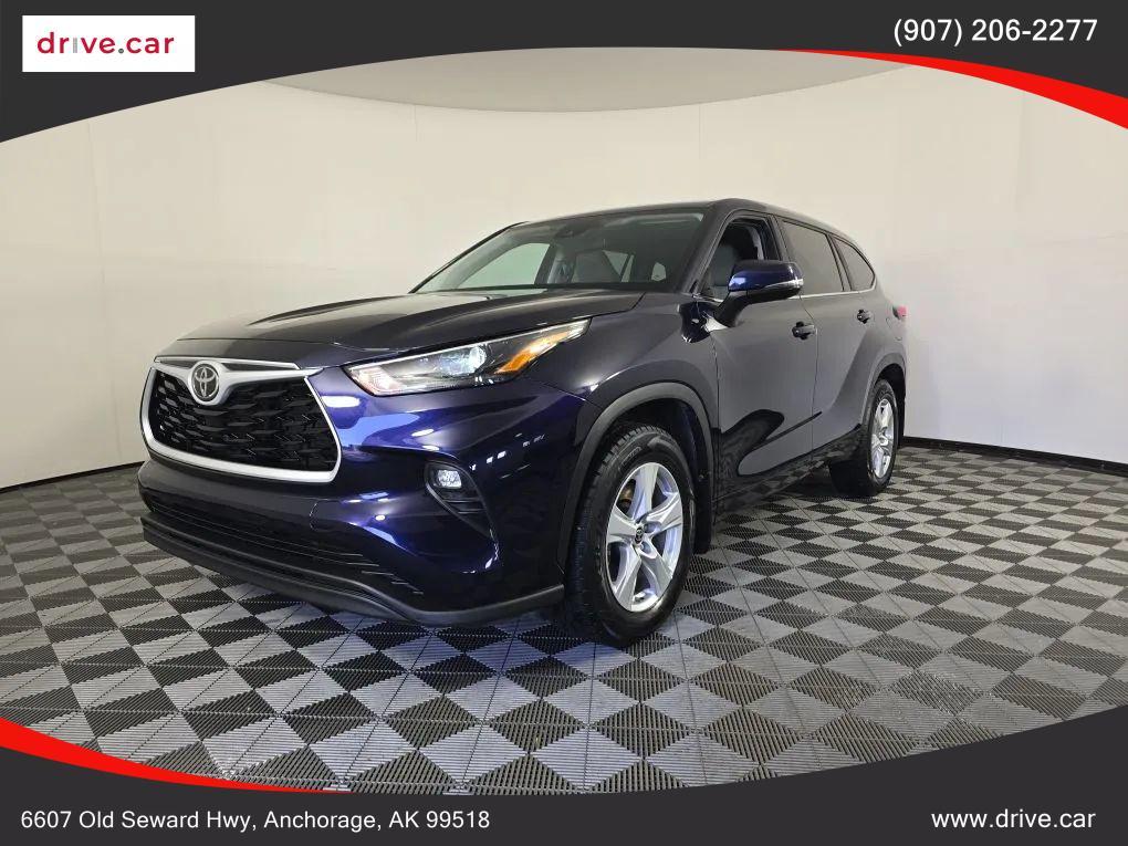 used 2023 Toyota Highlander car, priced at $34,977