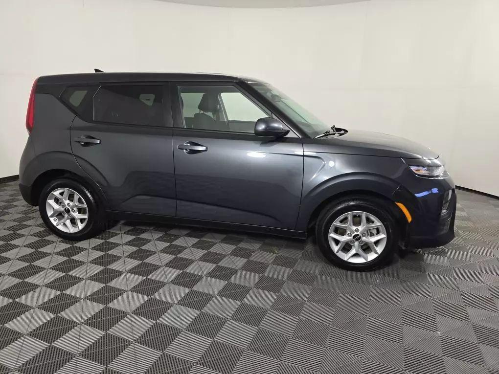 used 2022 Kia Soul car, priced at $17,877