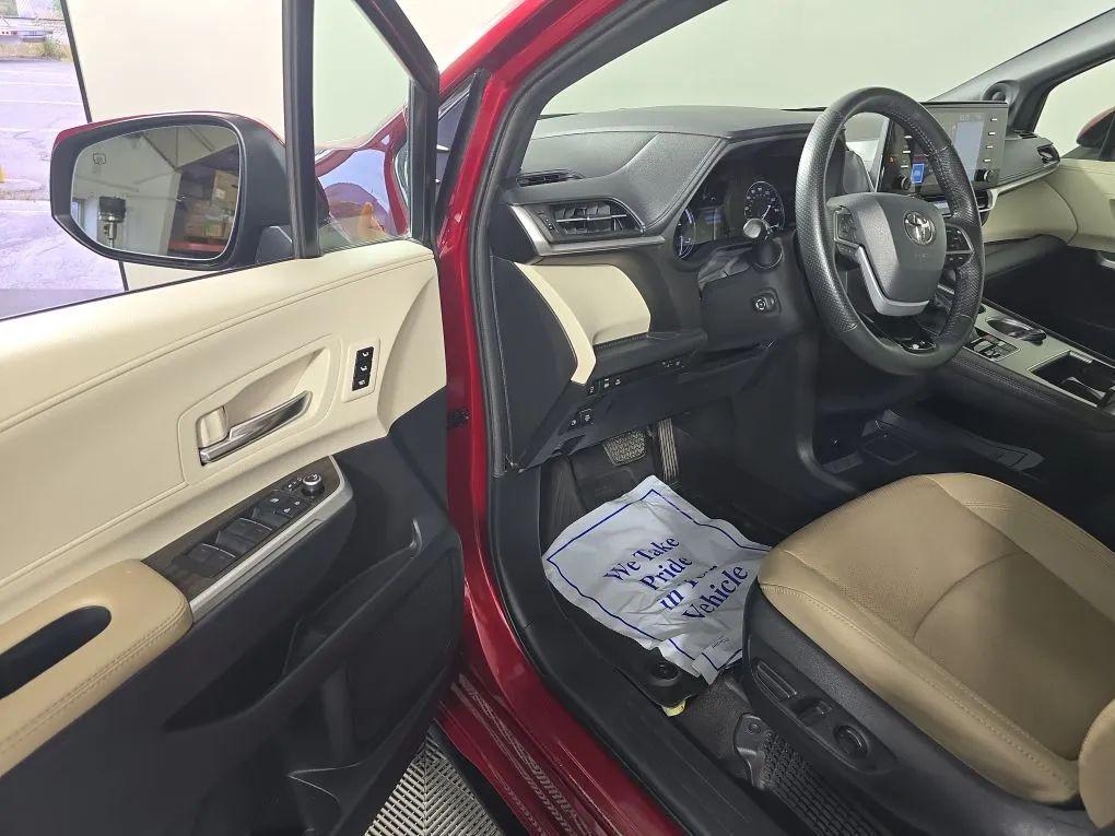 used 2022 Toyota Sienna car, priced at $47,977