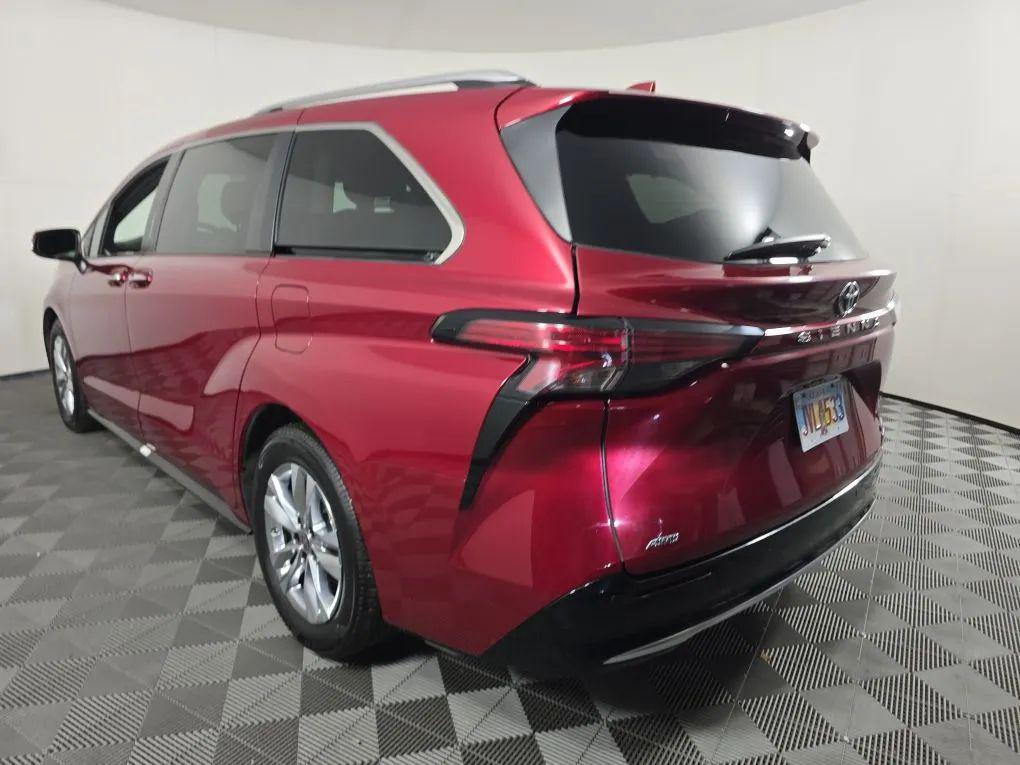 used 2022 Toyota Sienna car, priced at $47,977