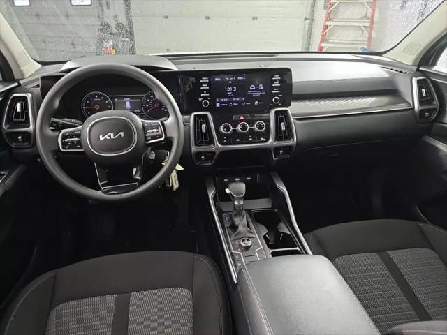 used 2023 Kia Sorento car, priced at $26,977