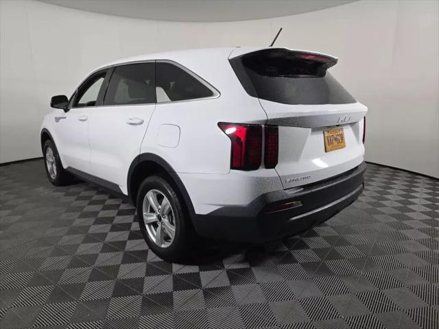 used 2023 Kia Sorento car, priced at $26,977