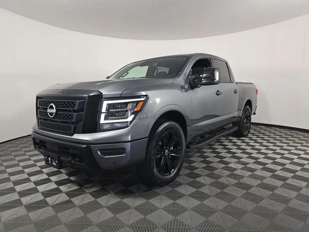 used 2023 Nissan Titan car, priced at $38,977