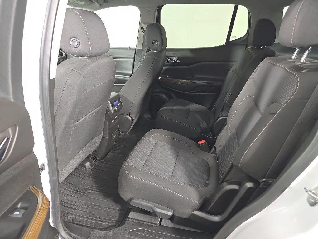 used 2023 GMC Acadia car, priced at $28,977