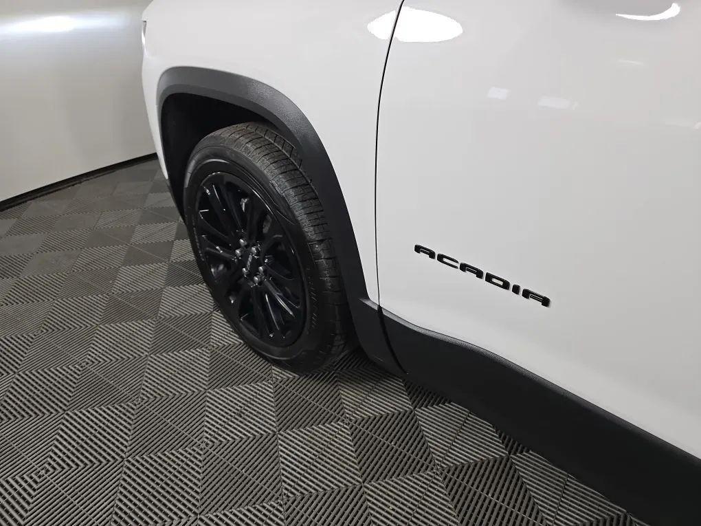 used 2023 GMC Acadia car, priced at $28,977