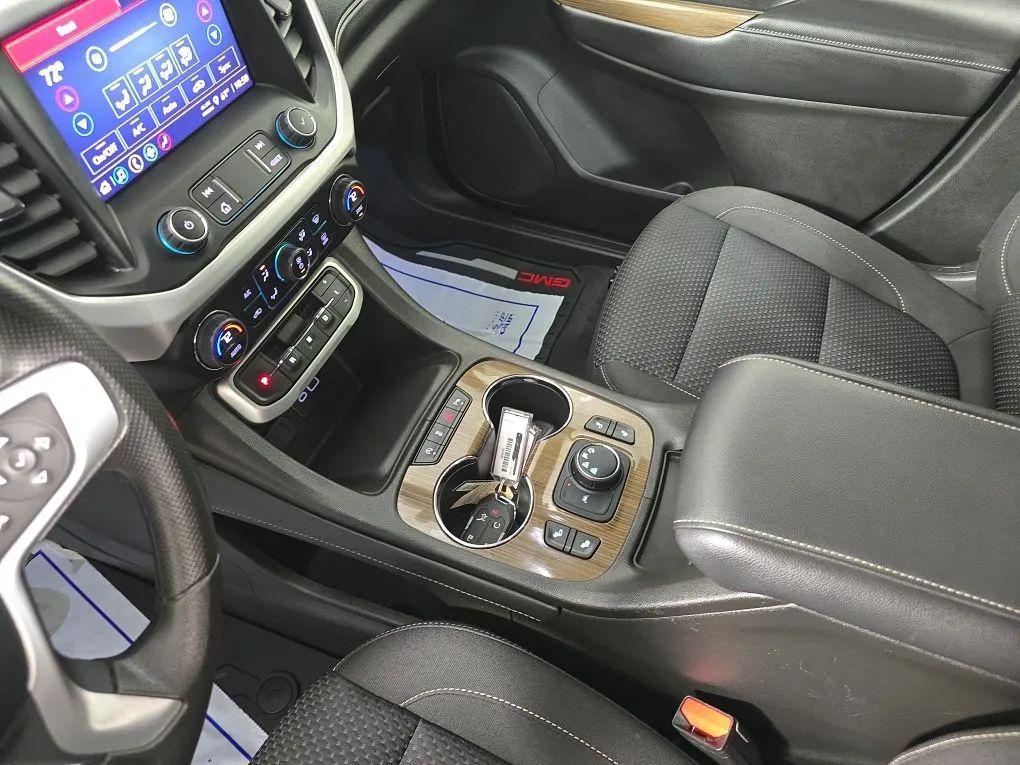 used 2023 GMC Acadia car, priced at $28,977