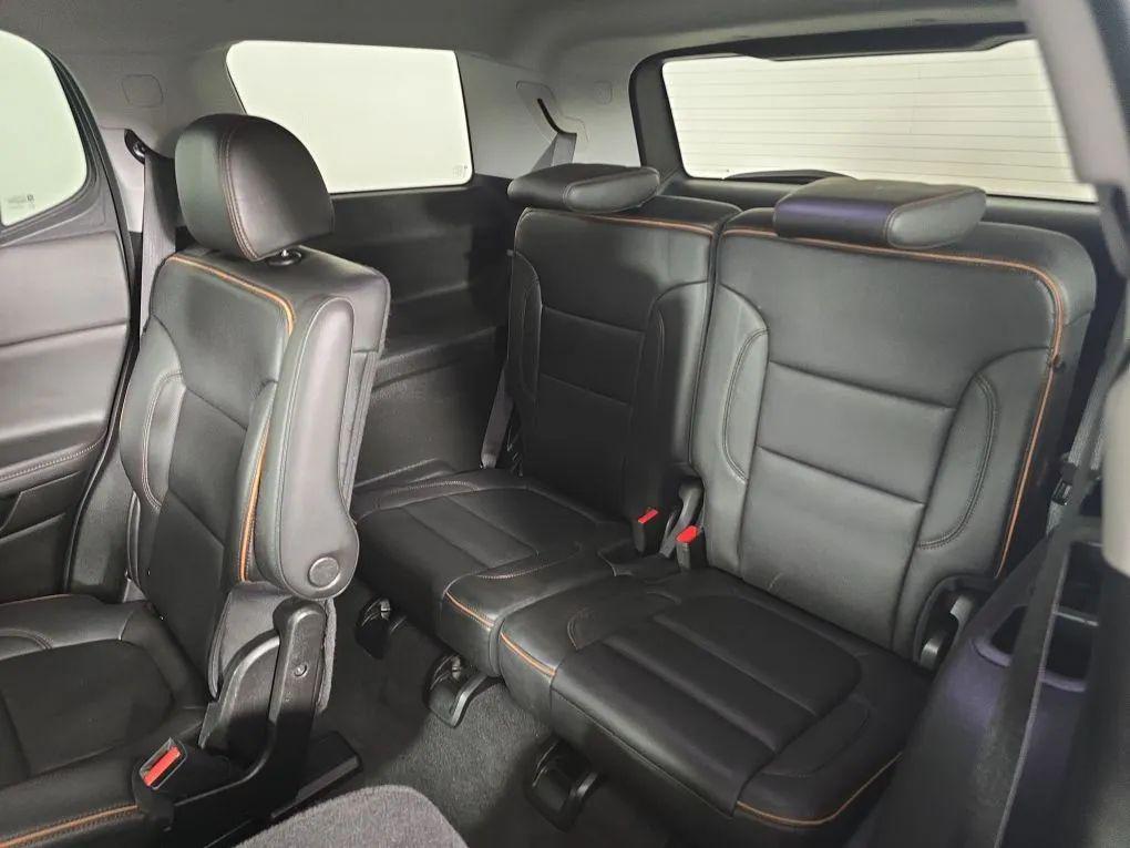 used 2023 GMC Acadia car, priced at $33,977