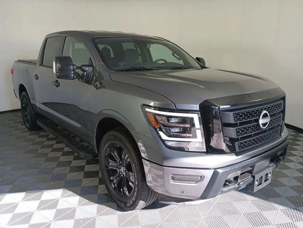used 2023 Nissan Titan car, priced at $34,977