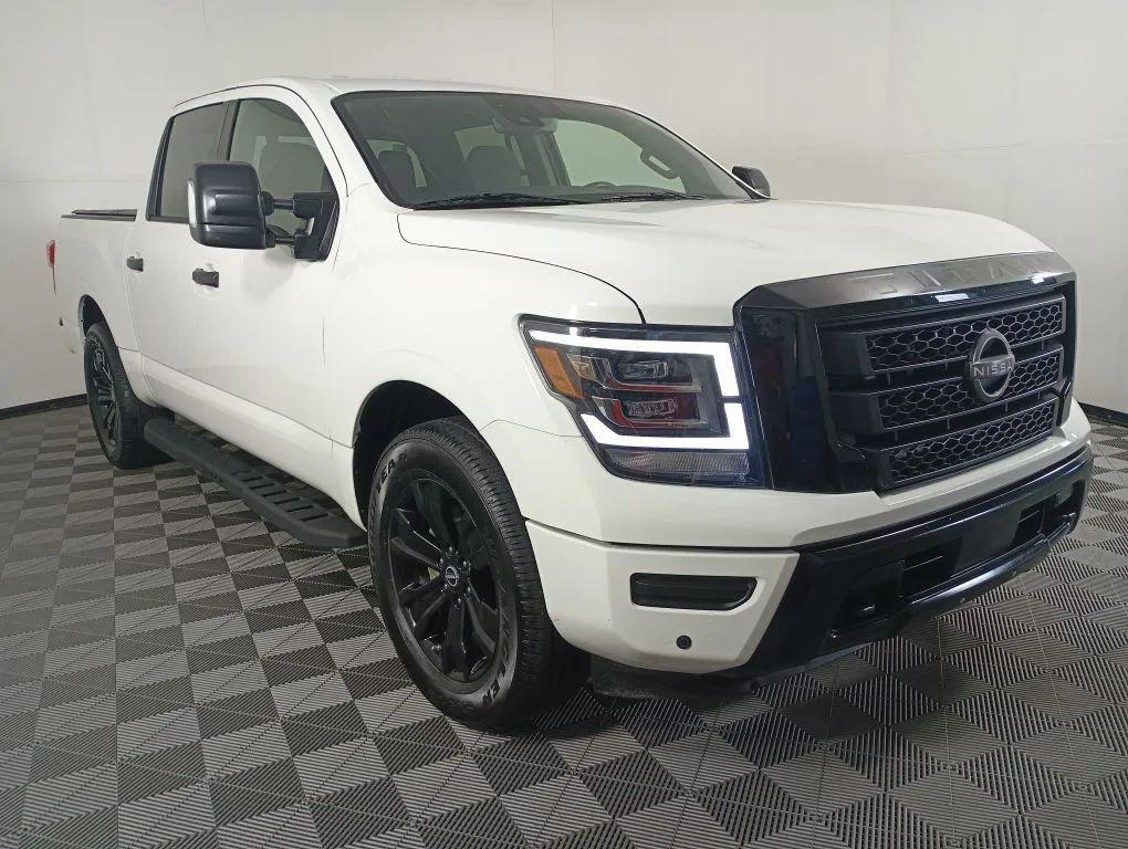used 2023 Nissan Titan car, priced at $34,977