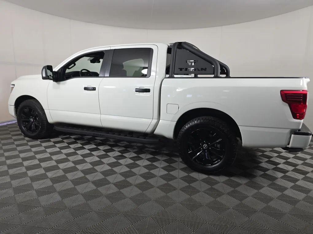 used 2023 Nissan Titan car, priced at $36,977