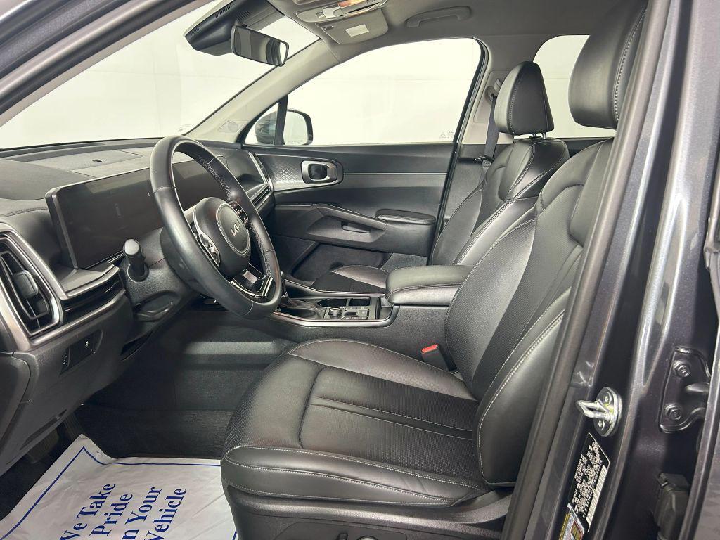 used 2024 Kia Sorento car, priced at $31,977