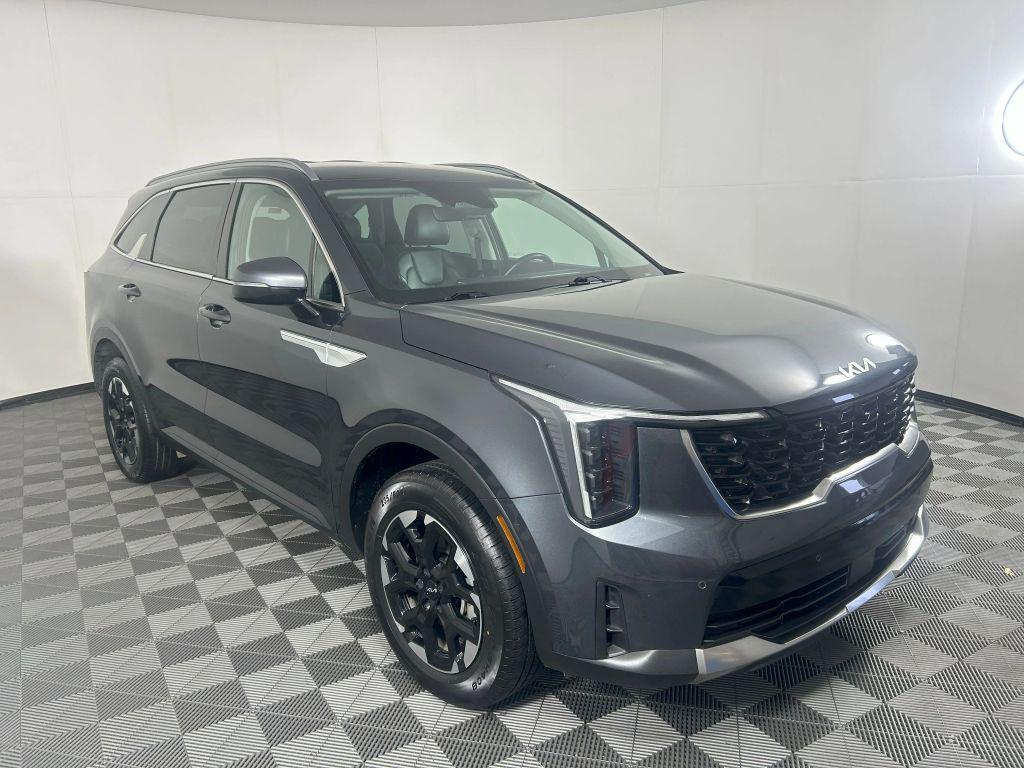 used 2024 Kia Sorento car, priced at $31,977
