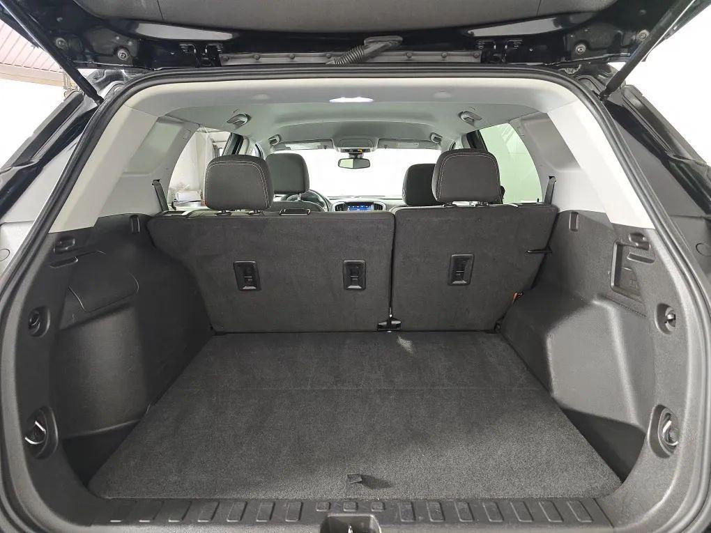 used 2023 GMC Terrain car, priced at $25,977