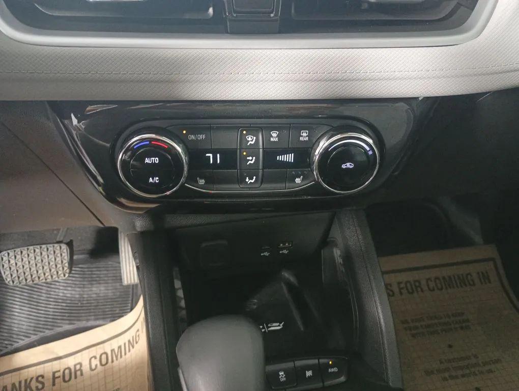 used 2024 Chevrolet TrailBlazer car, priced at $26,977