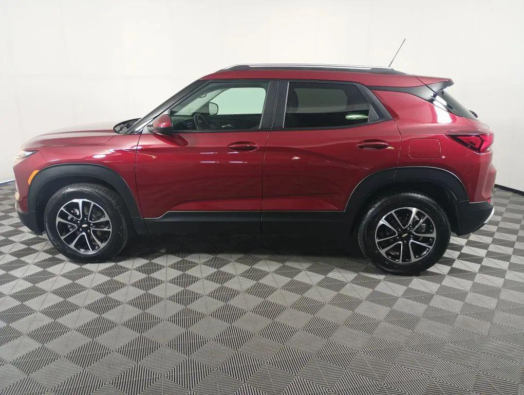 used 2024 Chevrolet TrailBlazer car, priced at $26,977