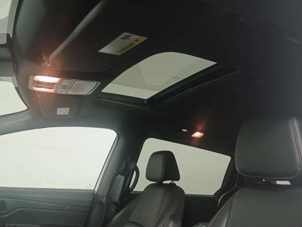 used 2023 Honda Odyssey car, priced at $36,977