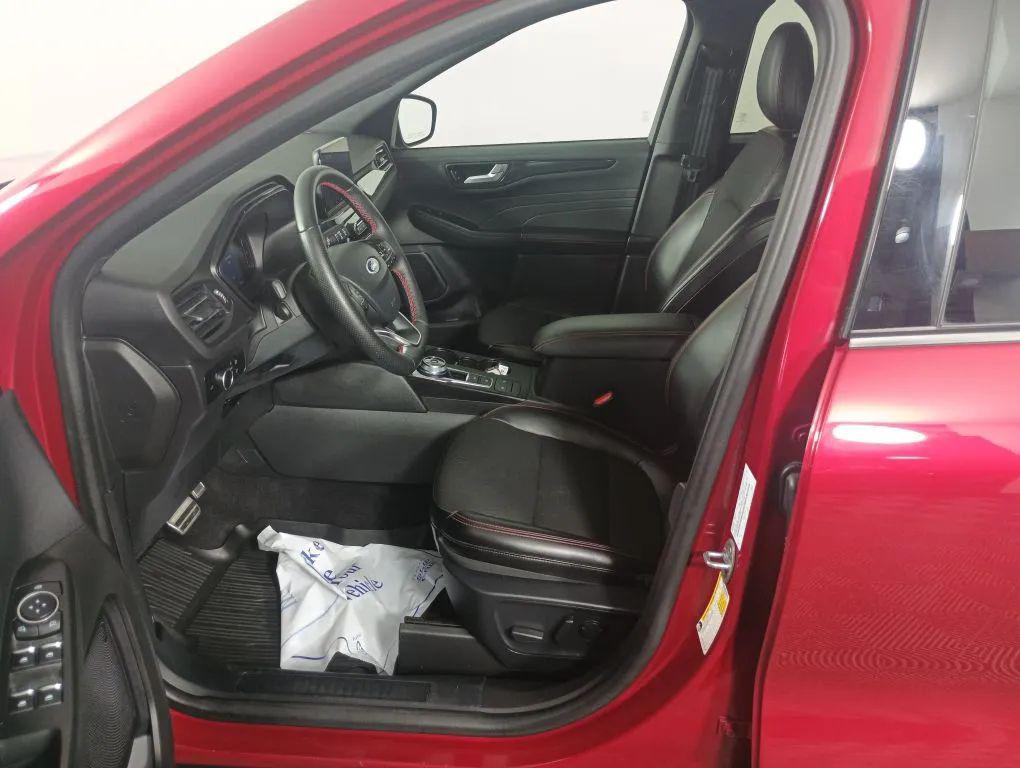 used 2024 Ford Escape car, priced at $22,977