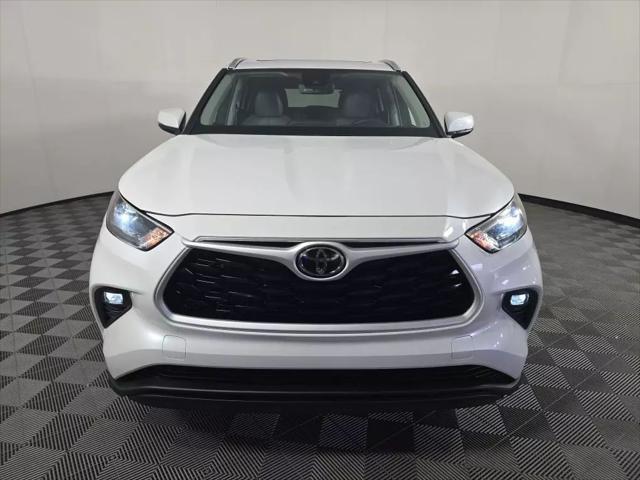 used 2024 Toyota Highlander car, priced at $44,977