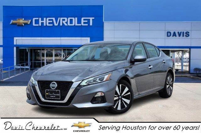 used 2021 Nissan Altima car, priced at $22,555