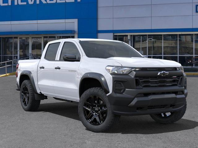 new 2024 Chevrolet Colorado car, priced at $40,945