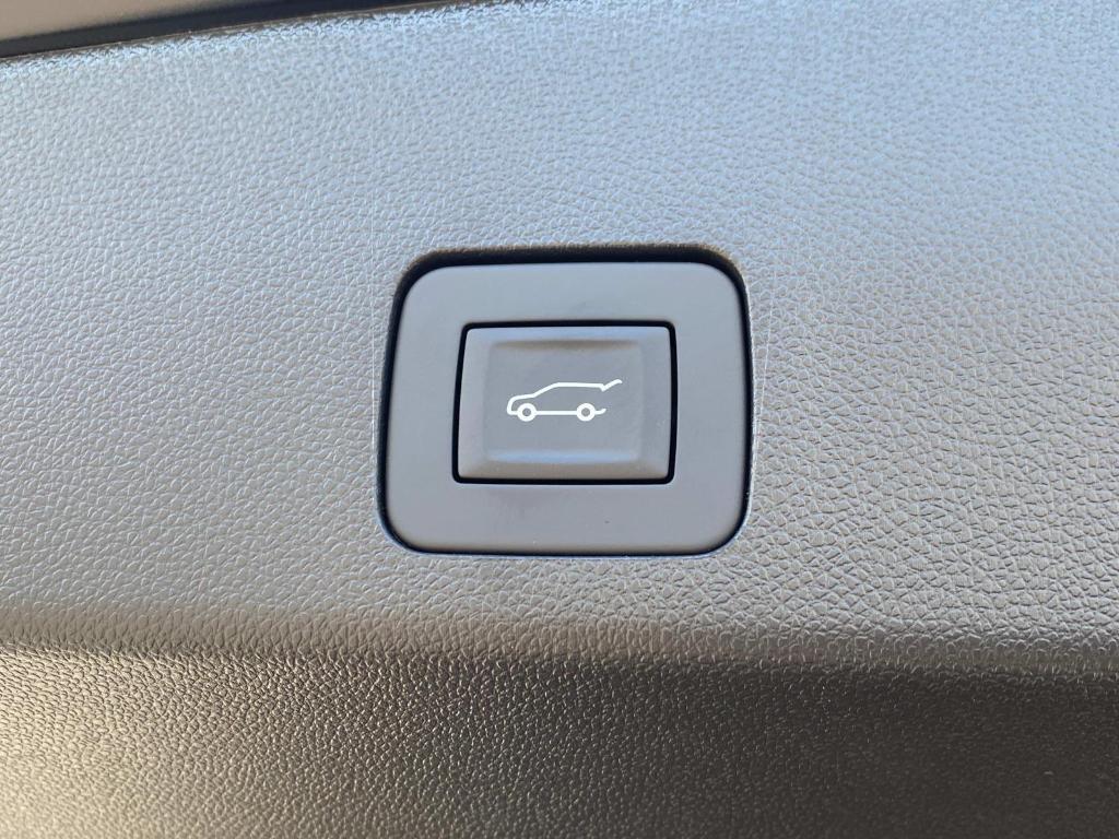 new 2026 Buick Encore GX car, priced at $39,375