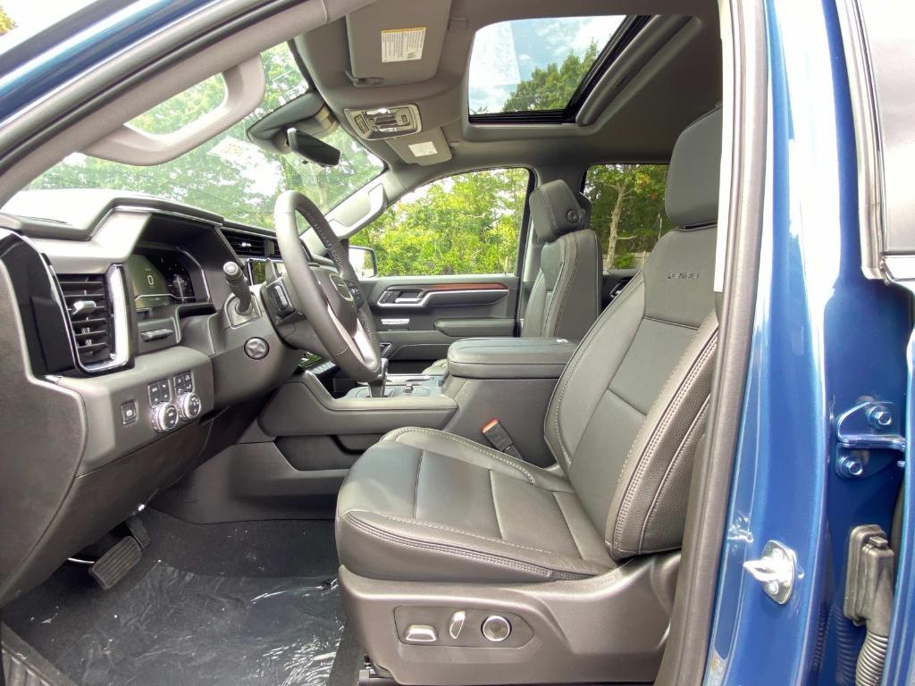 new 2025 GMC Sierra 1500 car, priced at $78,145