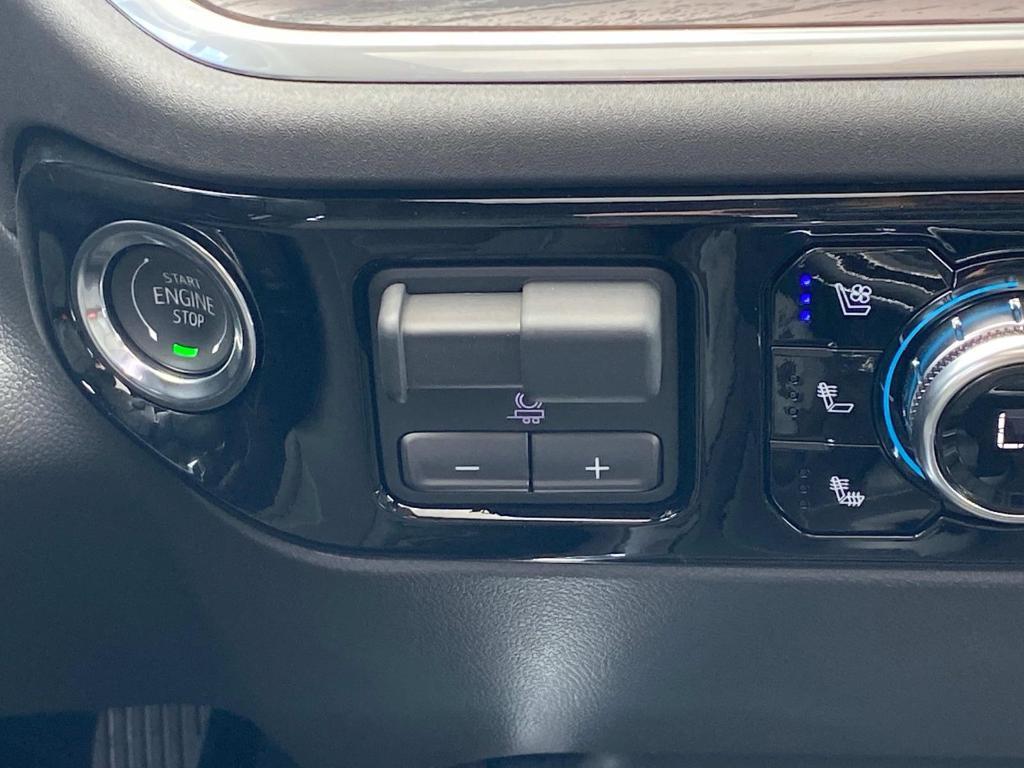 new 2025 GMC Sierra 1500 car, priced at $69,905