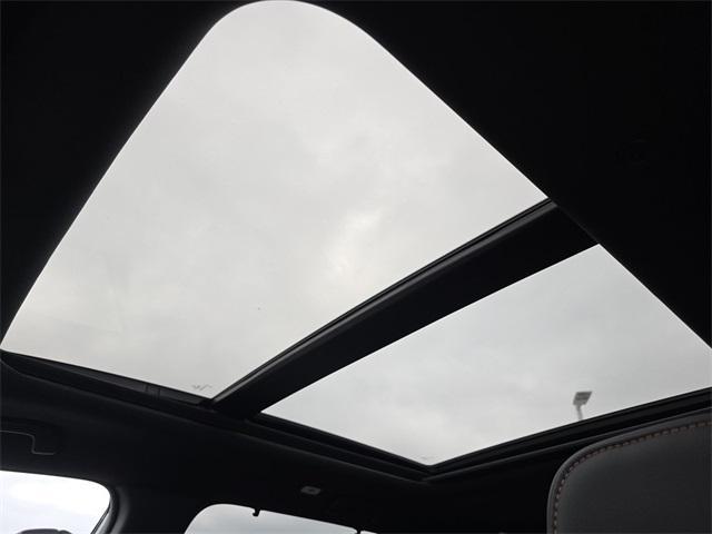 new 2025 Honda Pilot car, priced at $50,895