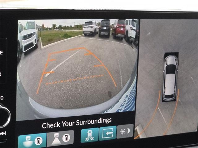 new 2025 Honda Pilot car, priced at $50,895