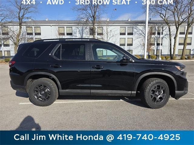new 2025 Honda Pilot car, priced at $51,375