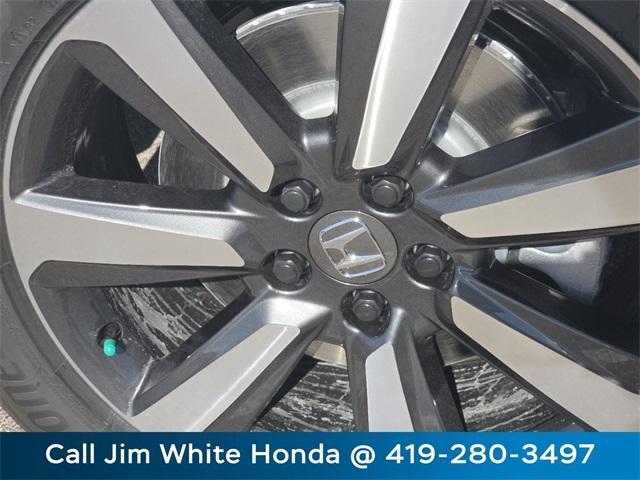 new 2025 Honda Pilot car, priced at $56,020