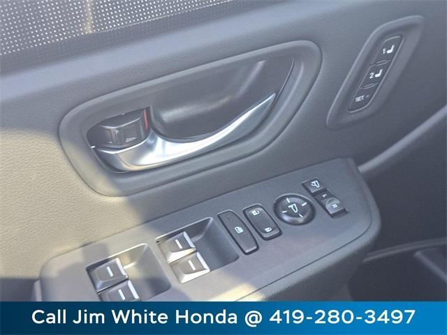 new 2025 Honda Pilot car, priced at $56,075