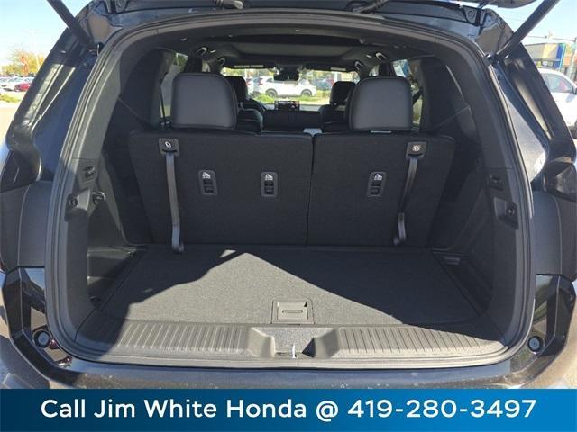 new 2025 Honda Pilot car, priced at $56,075