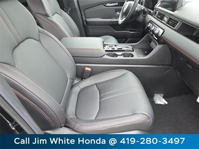 new 2025 Honda Pilot car, priced at $50,895