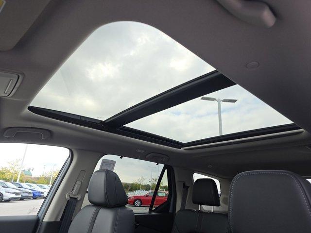 new 2025 Honda Pilot car, priced at $51,550