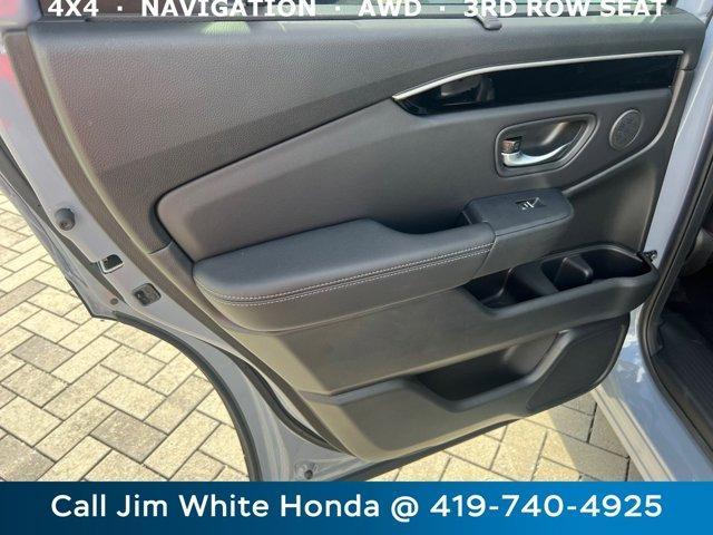 new 2025 Honda Pilot car, priced at $51,550