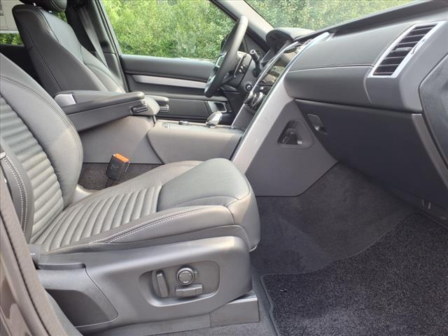 new 2025 Land Rover Discovery car, priced at $69,300