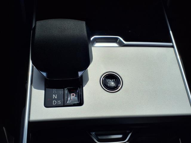 new 2025 Land Rover Range Rover car, priced at $128,915