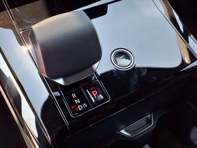 new 2025 Land Rover Range Rover Sport car, priced at $90,225