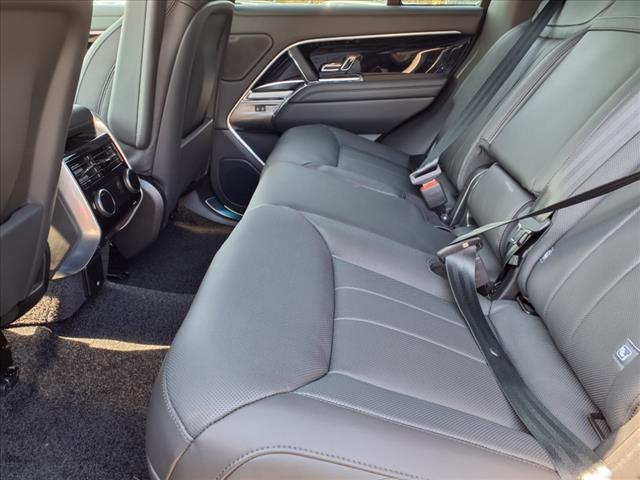 new 2025 Land Rover Range Rover car, priced at $141,625
